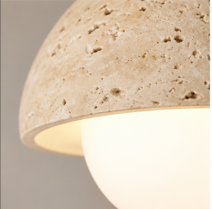Plafonnier en travertin avec globe lumineux – Ø15 cm