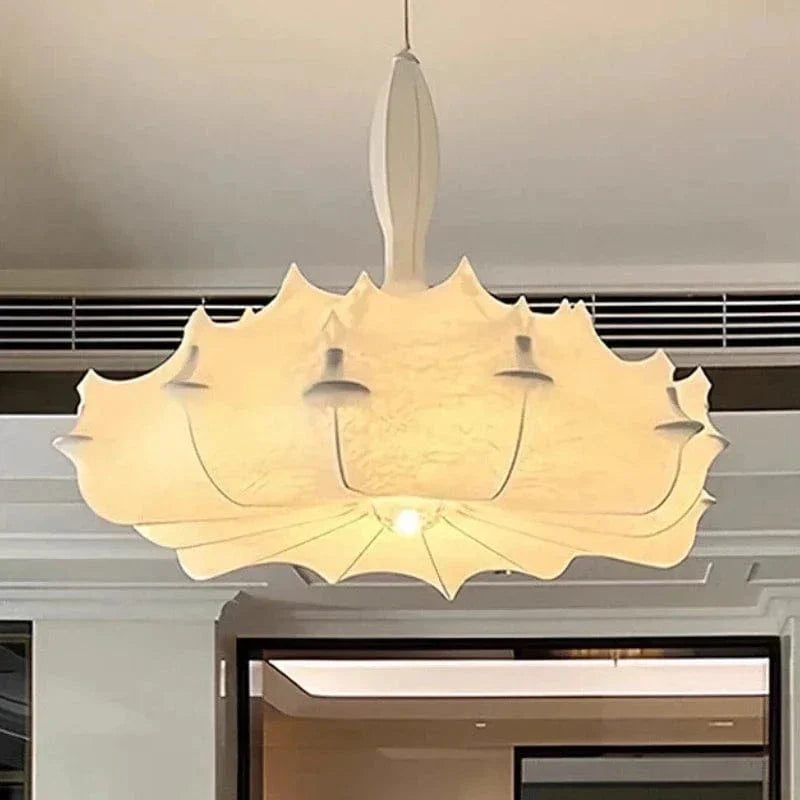 Grand lustre chandelier en tissu