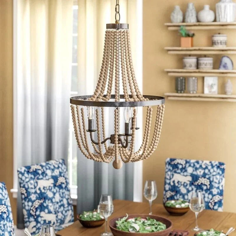Lustre baroque en fer forgé et perles de bois