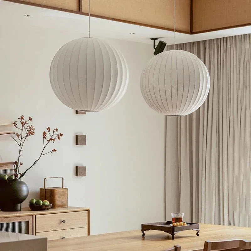 Suspension Boule en tissu blanc