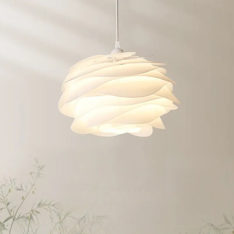 Suspension fleur bouton de rose